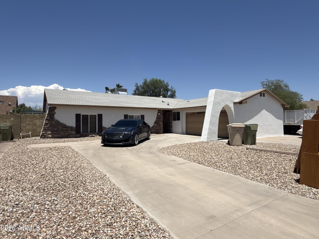 6410 W Purdue Avenue - Photo 0