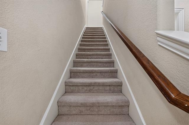 8712 San Bernard Street - Photo 3