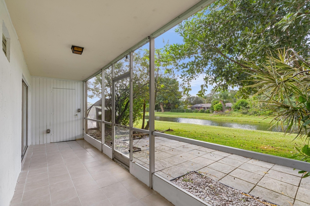 10693 N Military Trail - Photo 22