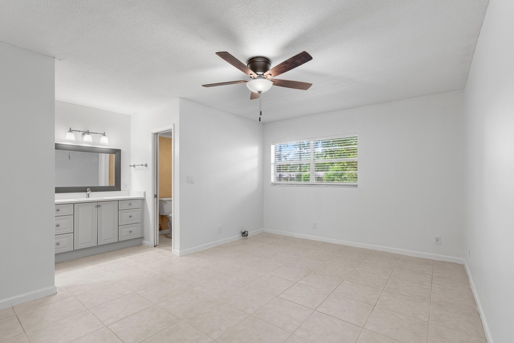 10693 N Military Trail - Photo 7