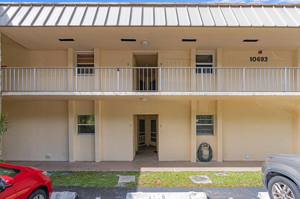 10693 N Military Trail - Photo 26