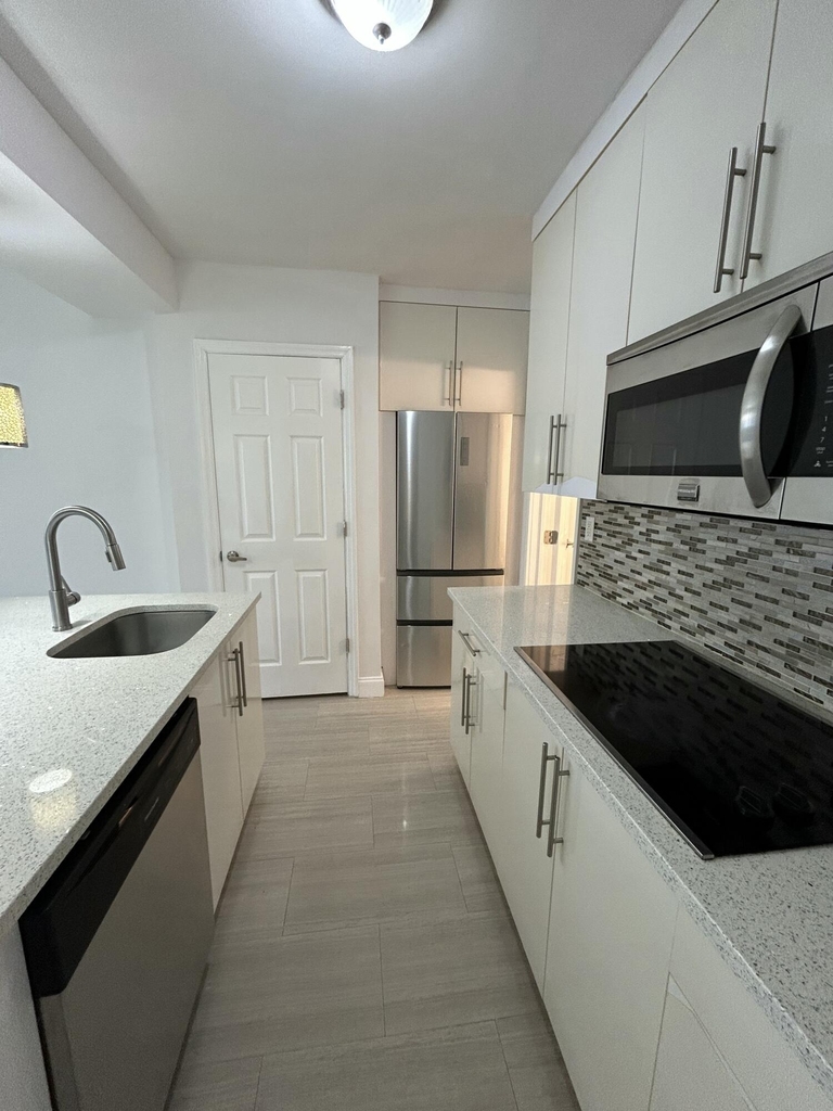 914 Ne 15th Avenue - Photo 4