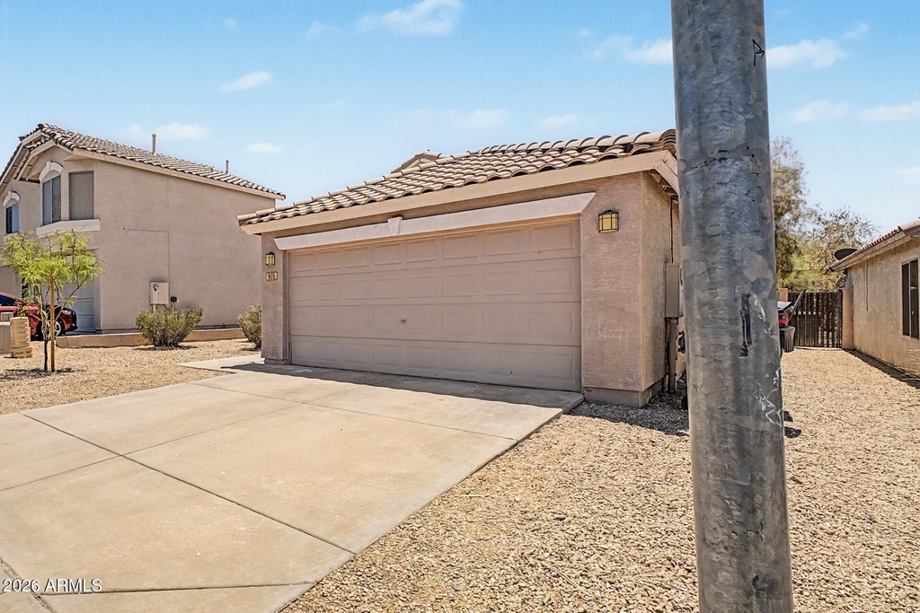 905 E Potter Drive - Photo 23