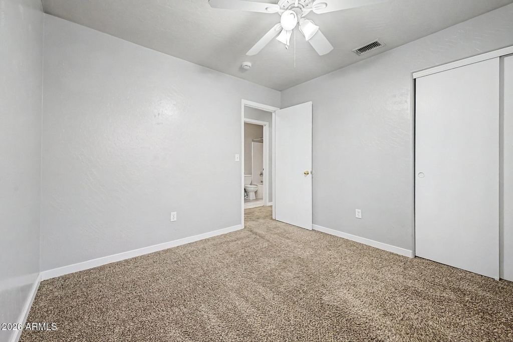 905 E Potter Drive - Photo 15
