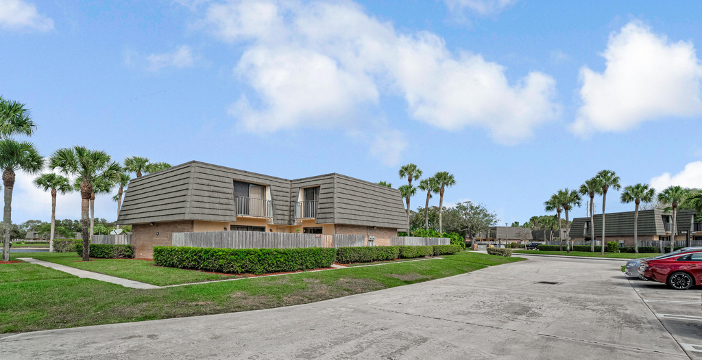2439 24th Way - Photo 31