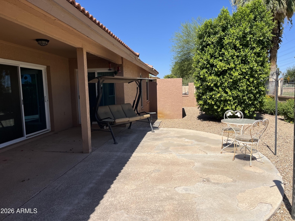 10624 W Griswold Road - Photo 24