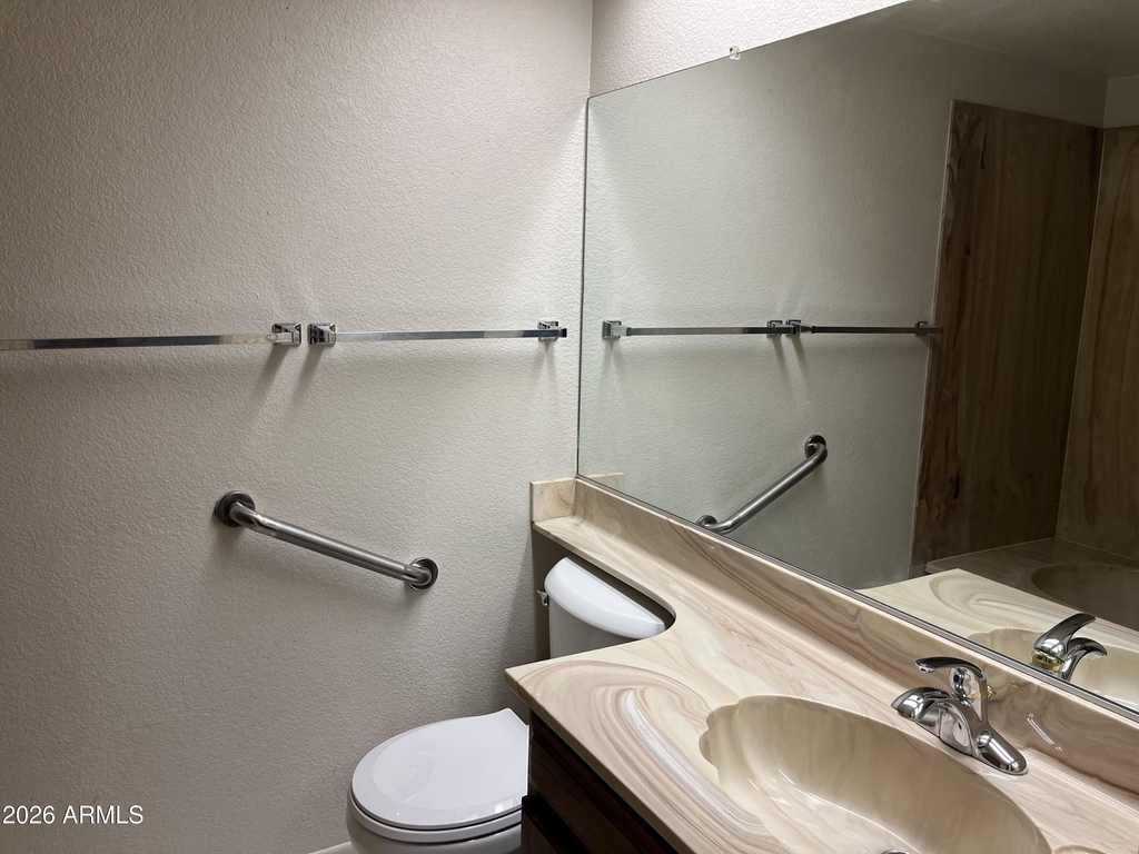 10624 W Griswold Road - Photo 22