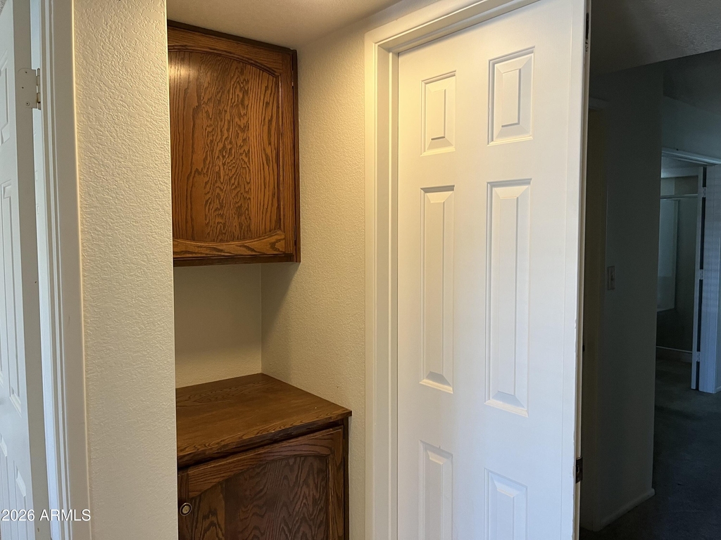 10624 W Griswold Road - Photo 10