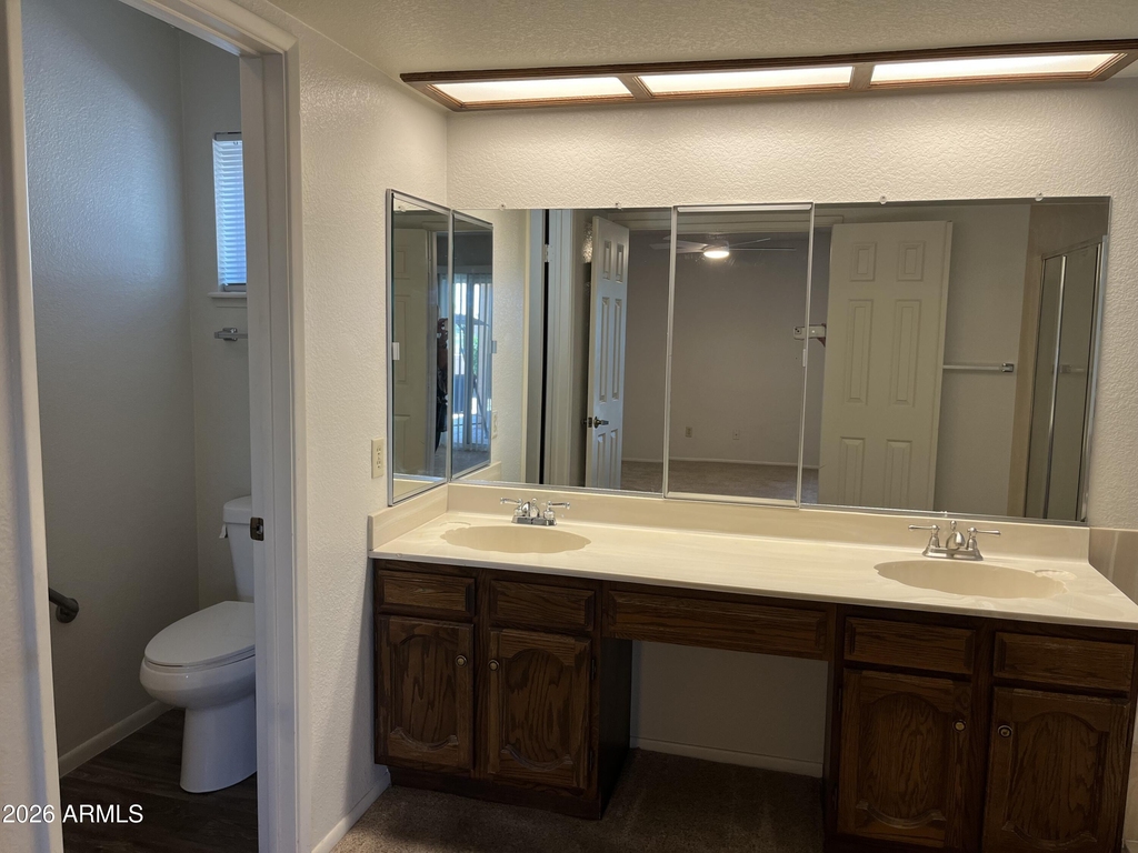 10624 W Griswold Road - Photo 13