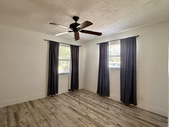 3054 S Oakland Forest Drive - Photo 21