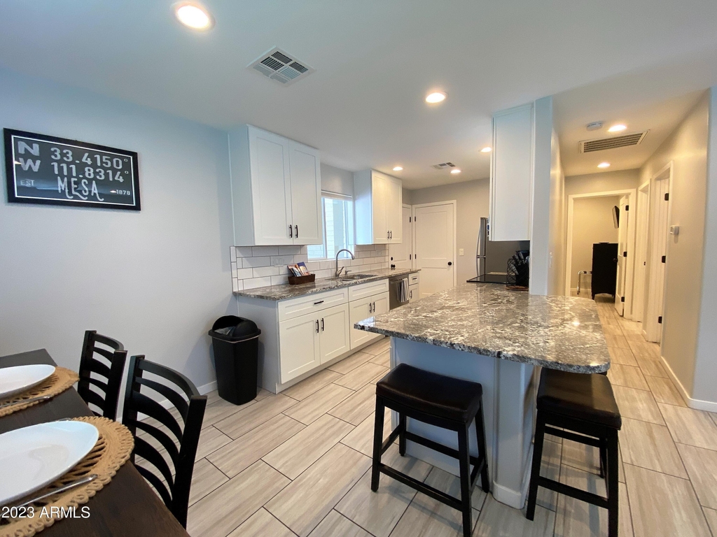 33 N Hobson -- - Photo 1