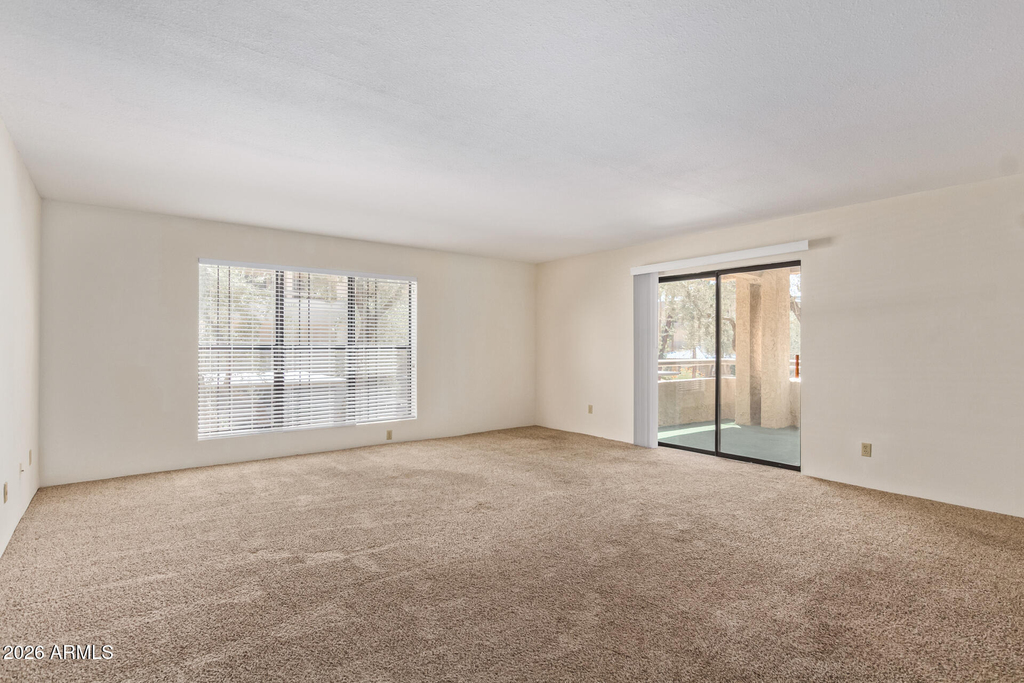 5136 N 31st Place - Photo 7