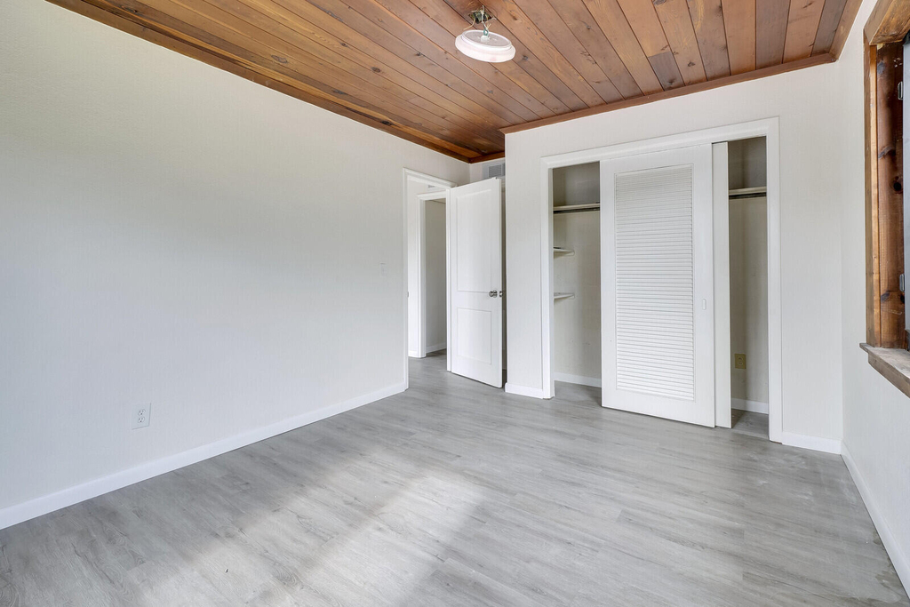 652 Hernando Street - Photo 8