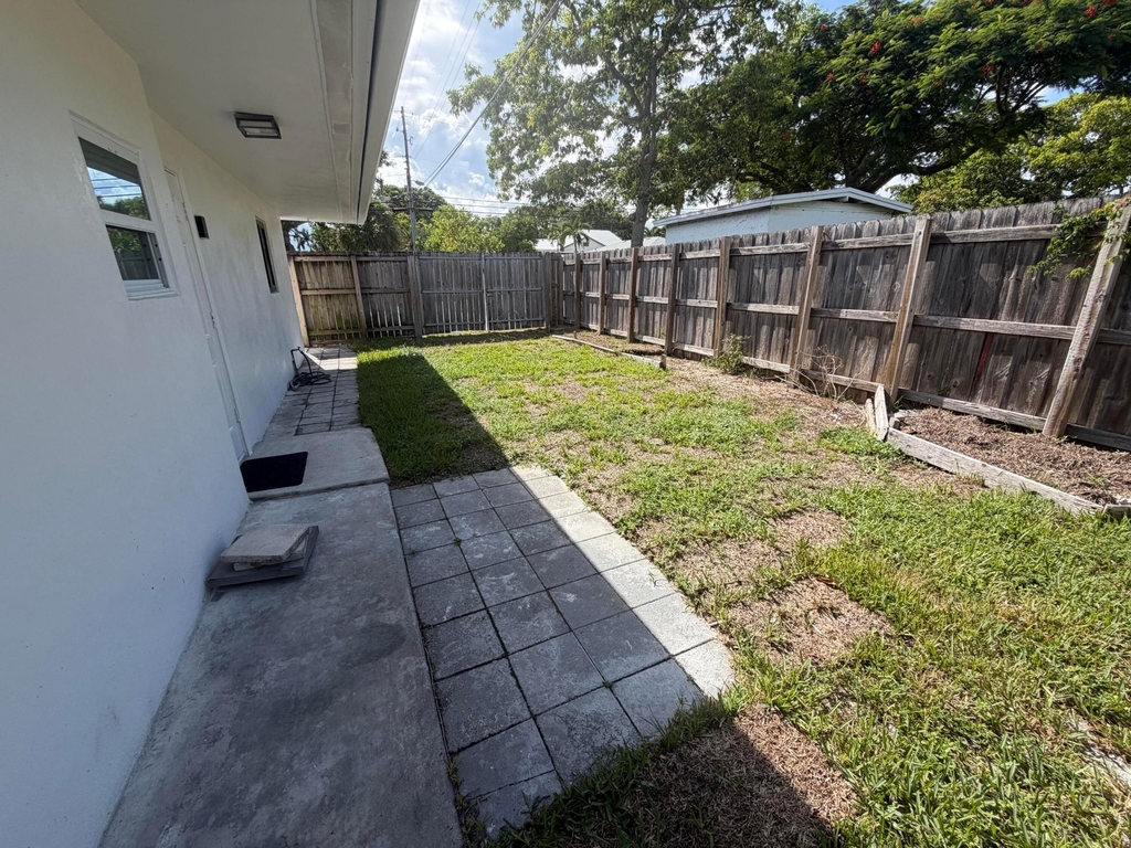 160 Se 15th Avenue - Photo 5