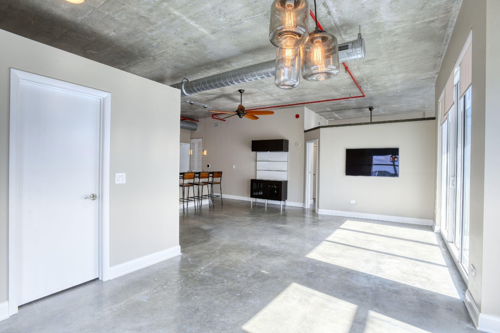 313 Ne 2nd Street - Photo 3