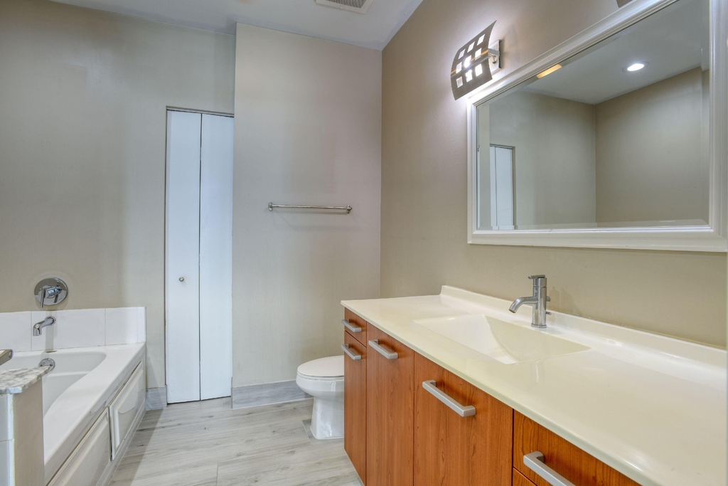 313 Ne 2nd Street - Photo 8