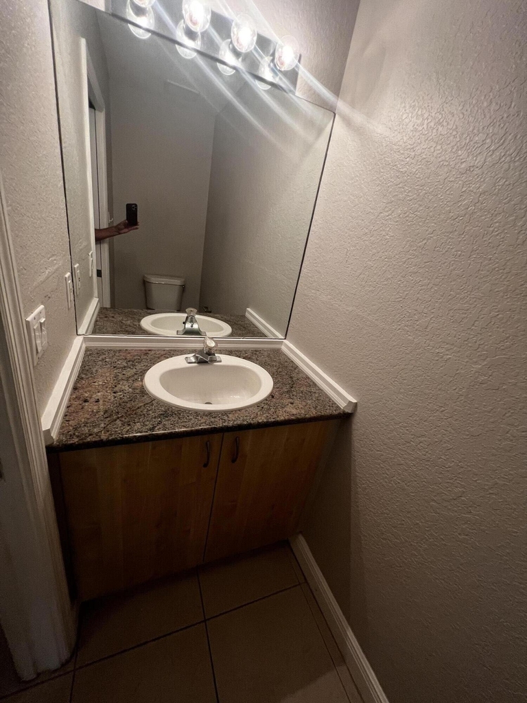 3456 Nw 99th Way - Photo 4