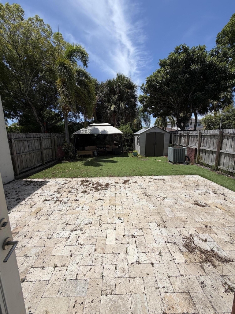 806 Nw 41st Court - Photo 10