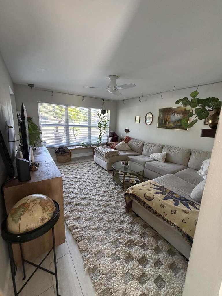 806 Nw 41st Court - Photo 4