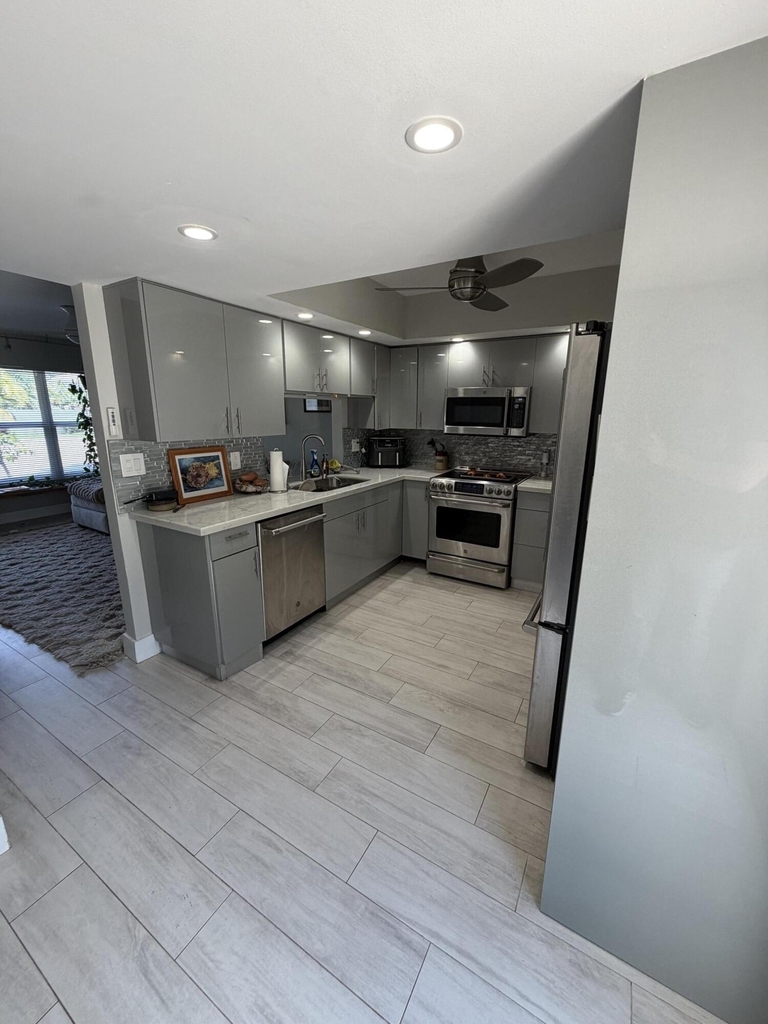 806 Nw 41st Court - Photo 12