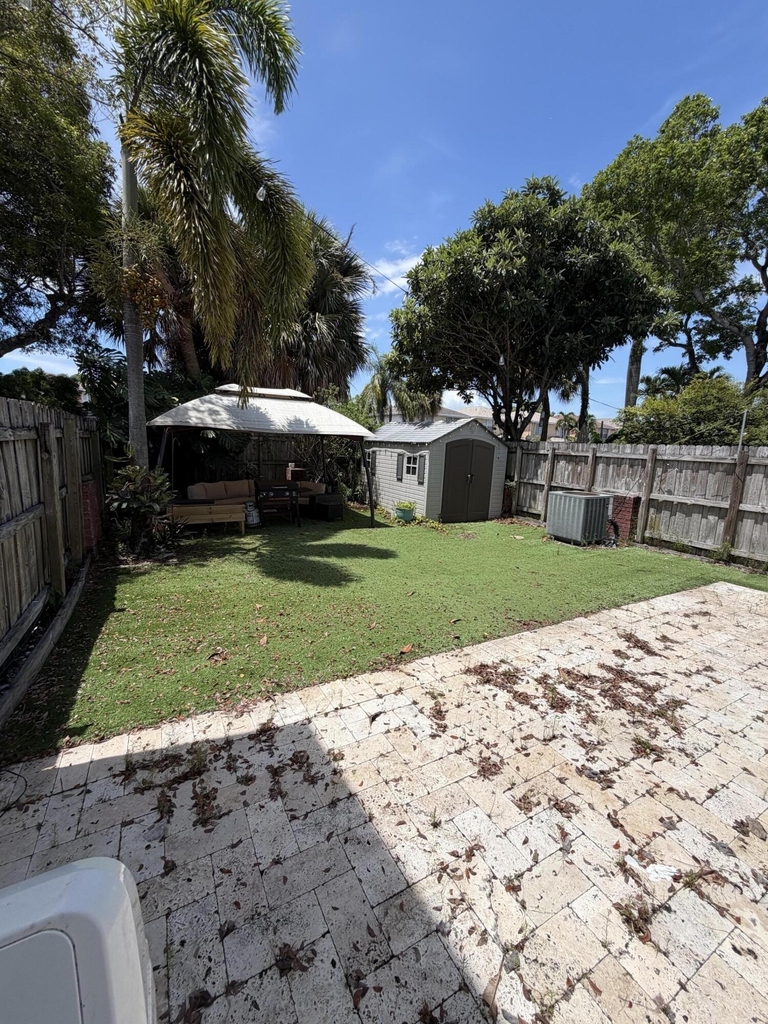 806 Nw 41st Court - Photo 8