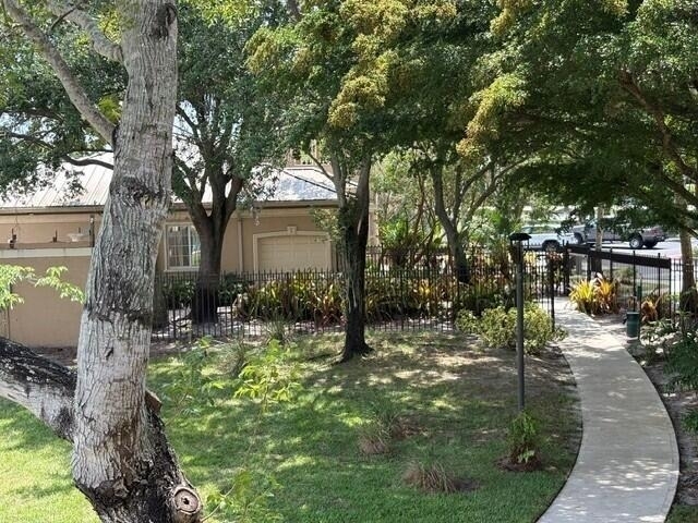 100 Crestwood Court N - Photo 46