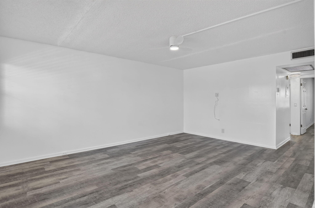 3045 Cornwall C - Photo 33