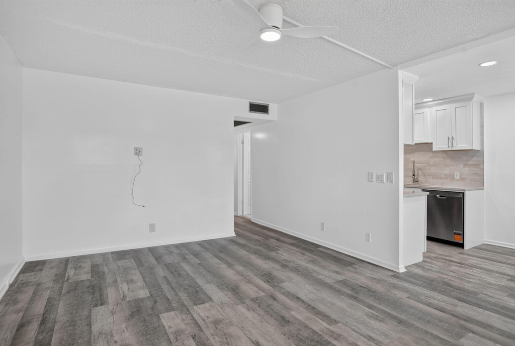 3045 Cornwall C - Photo 34