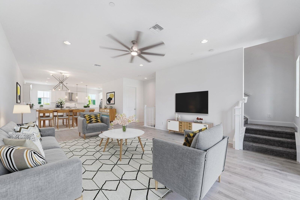 12546 Gross Pointe Drive - Photo 4