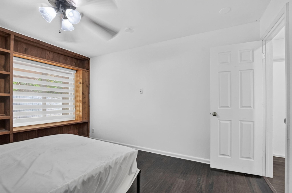 7813 Kenway Place W - Photo 20