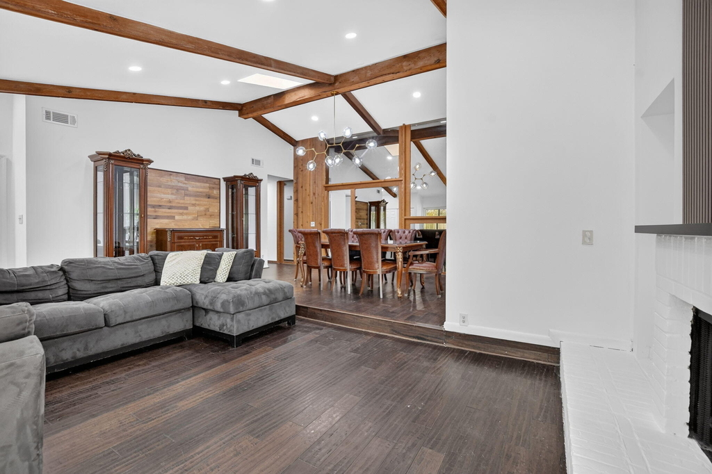 7813 Kenway Place W - Photo 11