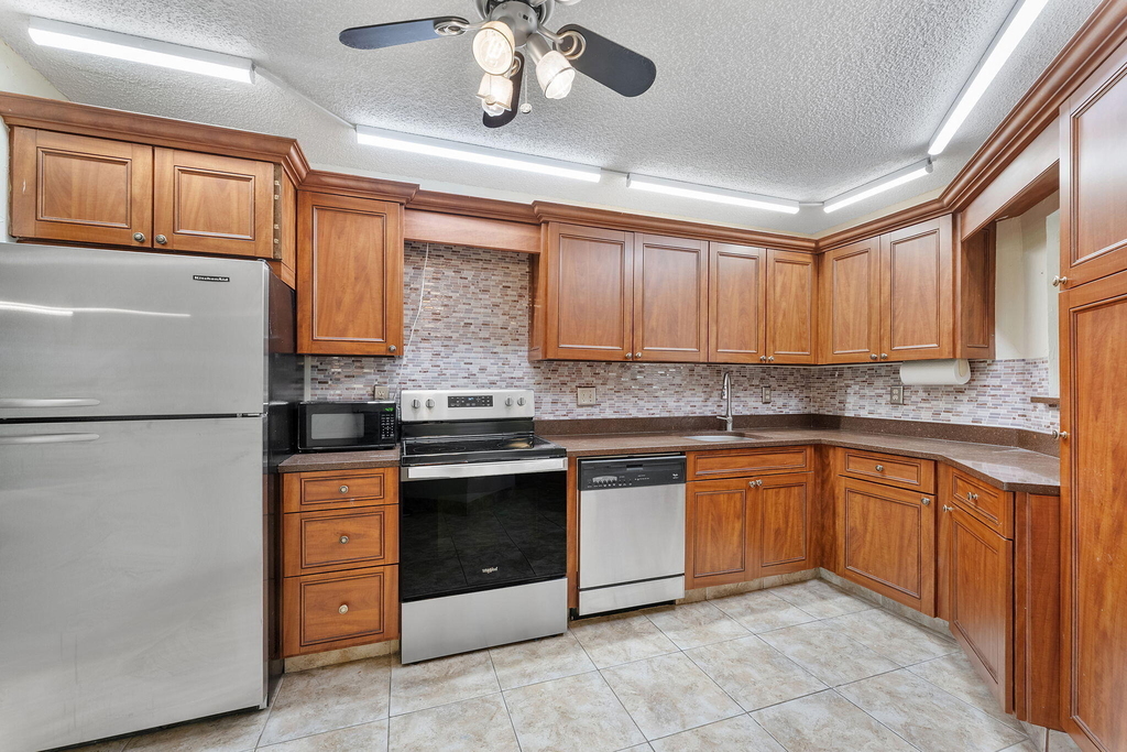 5800 Camino Del Sol - Photo 3