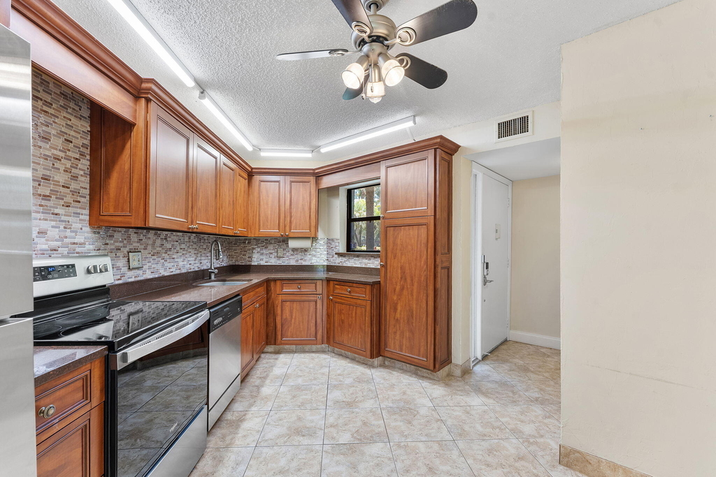 5800 Camino Del Sol - Photo 4