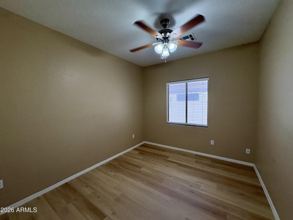 8234 W Salter - Photo 25