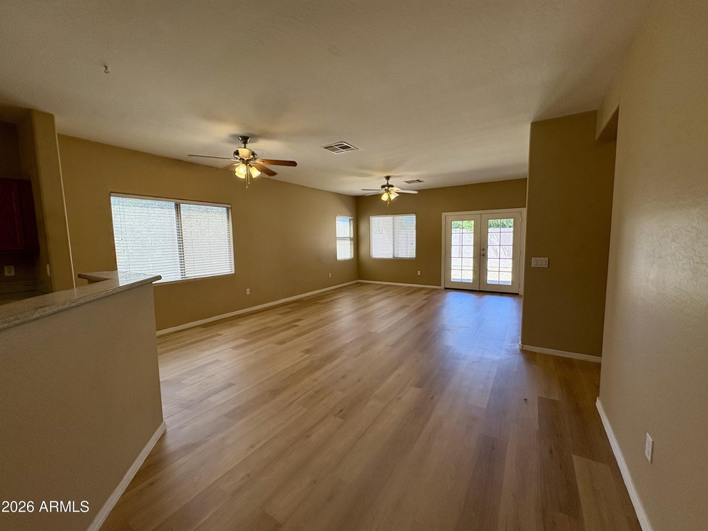 8234 W Salter - Photo 12