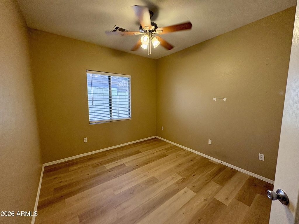 8234 W Salter - Photo 27