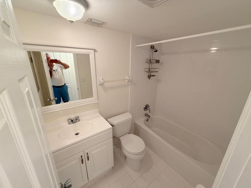 9230 Lagoon Place - Photo 8