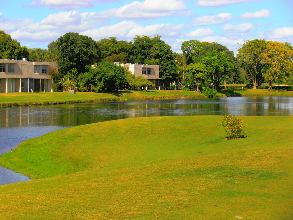 9230 Lagoon Place - Photo 39