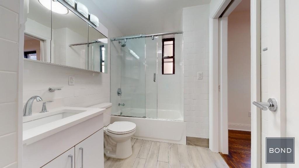 West 55th Street - Photo 5
