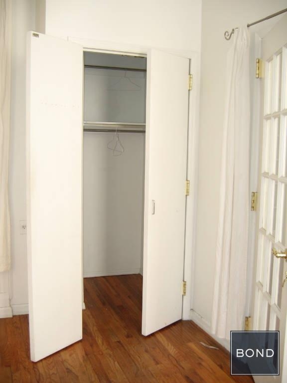 East 91st Street - Photo 8