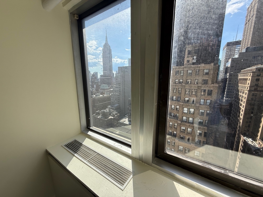 369 Lexington Avenue - Photo 8
