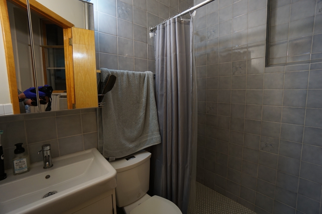 323 East 89th Street - Photo 4