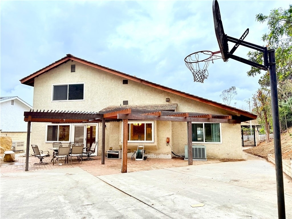 23860 Enriquez Drive - Photo 5