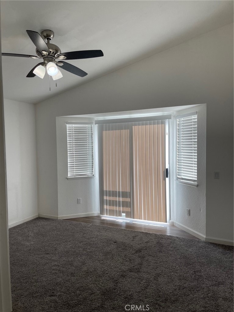 1005 Lilac Street - Photo 5