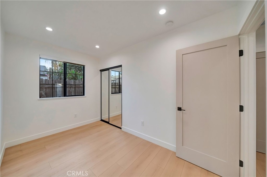 15741 Valerio St - Photo 14