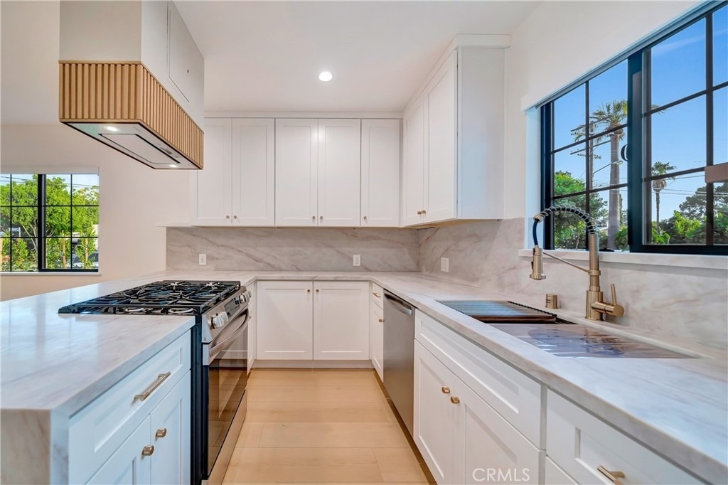 7401 Dempsey Ave - Photo 17