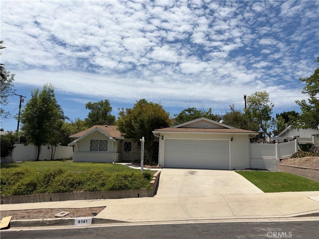 6141 Dalecrest Avenue - Photo 9