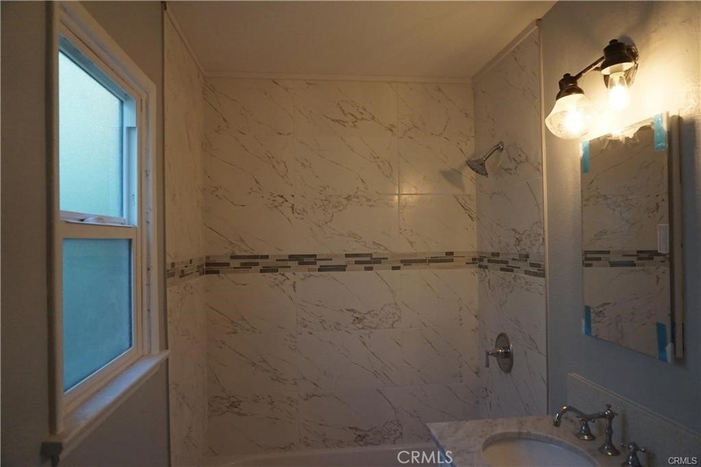 137 W Olive Street - Photo 1