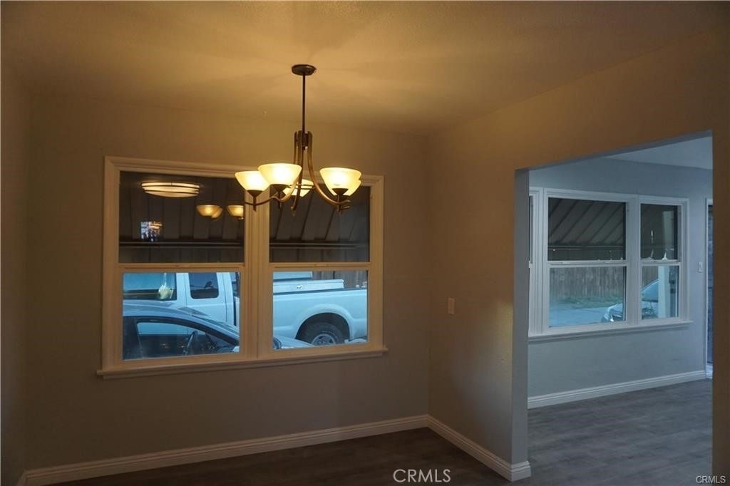 137 W Olive Street - Photo 9