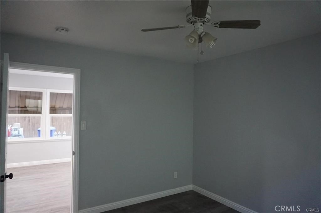 137 W Olive Street - Photo 5